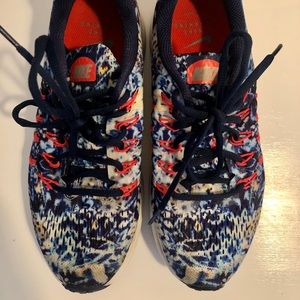 Size 7.5 multi-color Nike running sneakers!